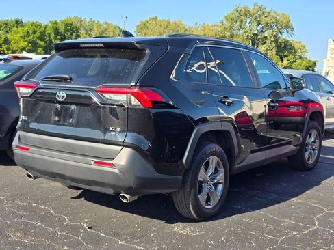 Used 2024 Toyota RAV4 XLE w/ Convenience Package AWD/4WD image 8