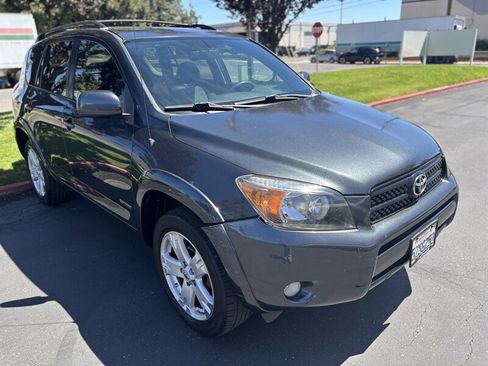 Used 2007 Toyota RAV4 Sport FWD image 2