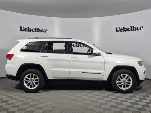 Used 2017 Jeep Grand Cherokee Laredo w/ Quick Order Package 23E image 8