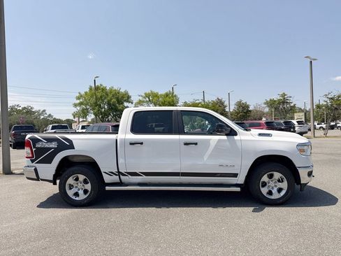 Used 2024 RAM 1500 Big Horn AWD/4WD image 2