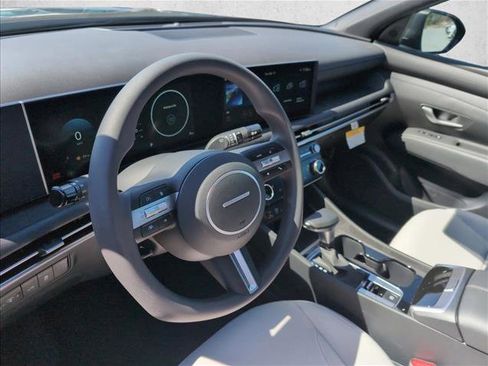 New 2026 Hyundai Santa Cruz SEL FWD image 3