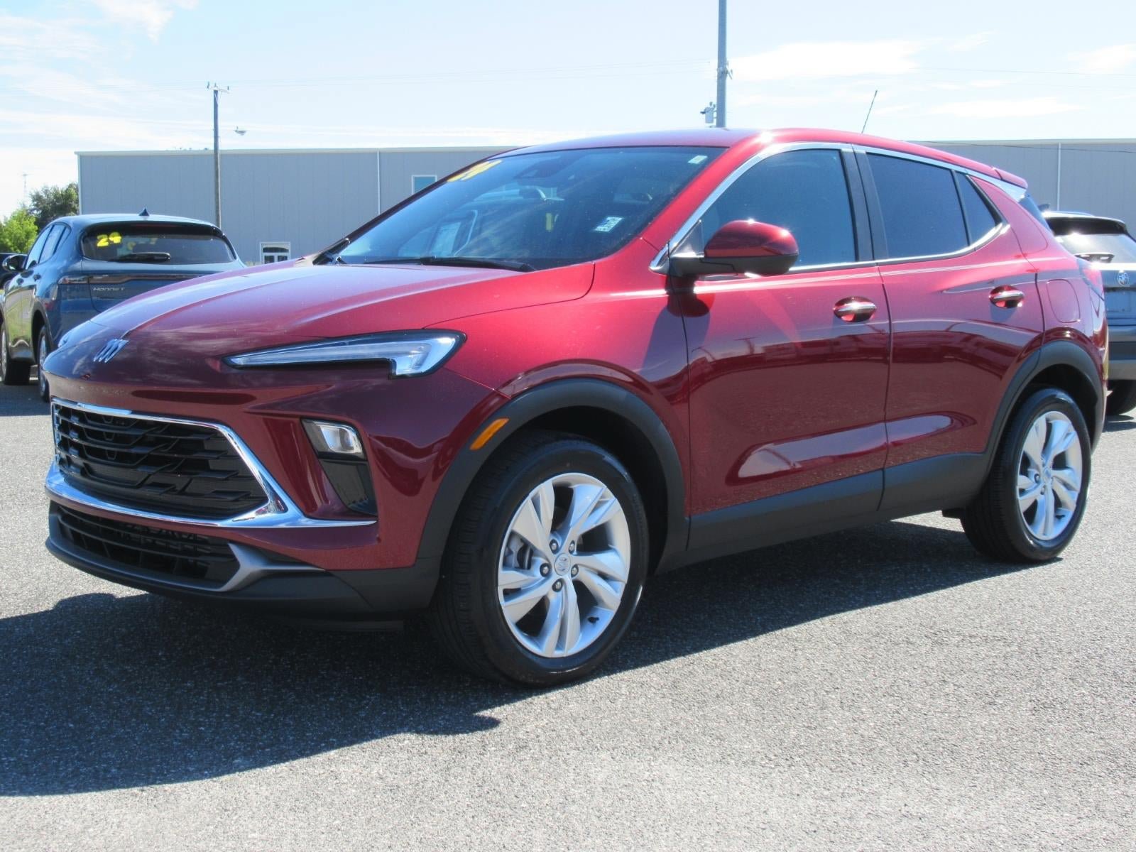 Used 2024 Buick Encore GX Preferred w/ Comfort Package FWD image 4