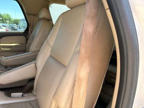 Used 2010 GMC Yukon Denali AWD/4WD image 20