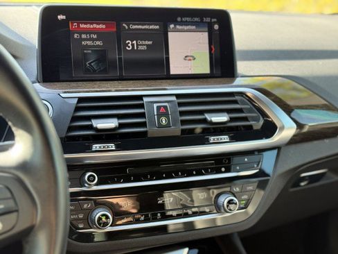 Used 2019 BMW X4 xDrive30i w/ Executive Package image 15