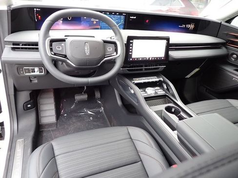 New 2026 Lincoln Nautilus Reserve w/ Jet Appearance Package image 24