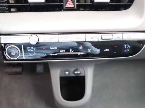 Used 2024 Hyundai Ioniq 5 SE AWD/4WD image 33