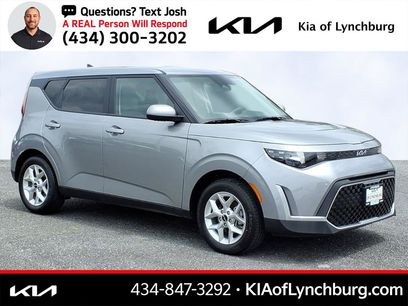 Used 2025 Kia Soul LX w/ LX Technology Package