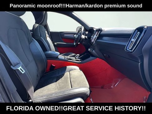 Used 2019 Volvo XC40 T5 R-Design AWD/4WD image 25