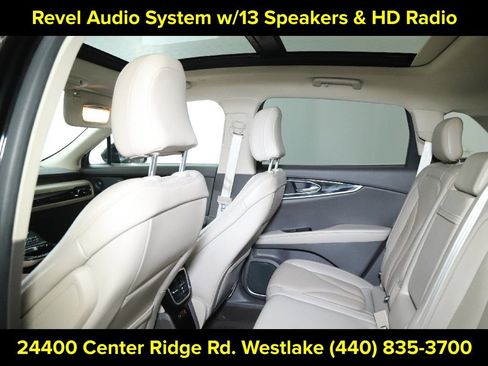 Used 2023 Lincoln Nautilus Reserve w/ Monochromatic Package AWD/4WD image 15
