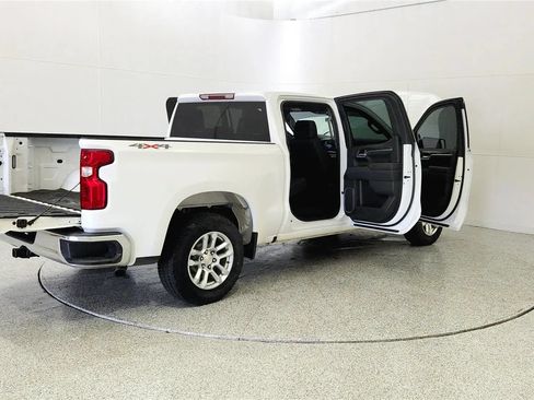 Used 2023 Chevrolet Silverado 1500 LT AWD/4WD image 12