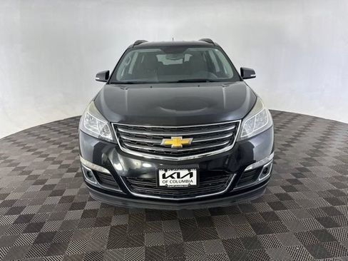 Used 2015 Chevrolet Traverse LT w/ Style and Technology Package FWD image 3