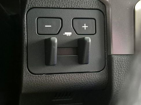 New 2026 Toyota Tacoma TRD Off-Road AWD/4WD image 17