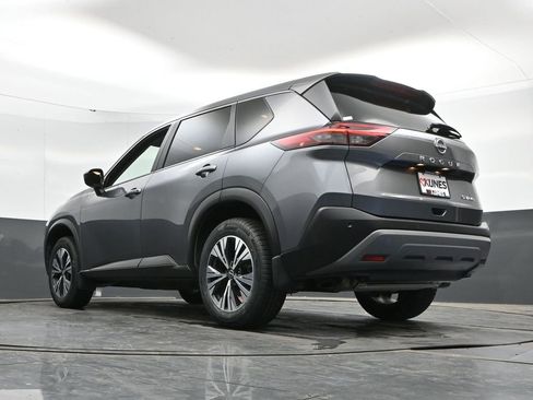 Used 2023 Nissan Rogue SV AWD/4WD image 46