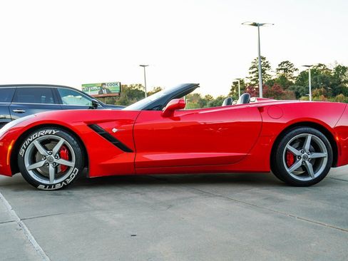 Used 2014 Chevrolet Corvette Stingray Convertible image 3