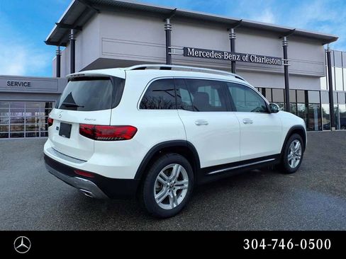Certified 2022 Mercedes-Benz GLB 250 4MATIC image 3