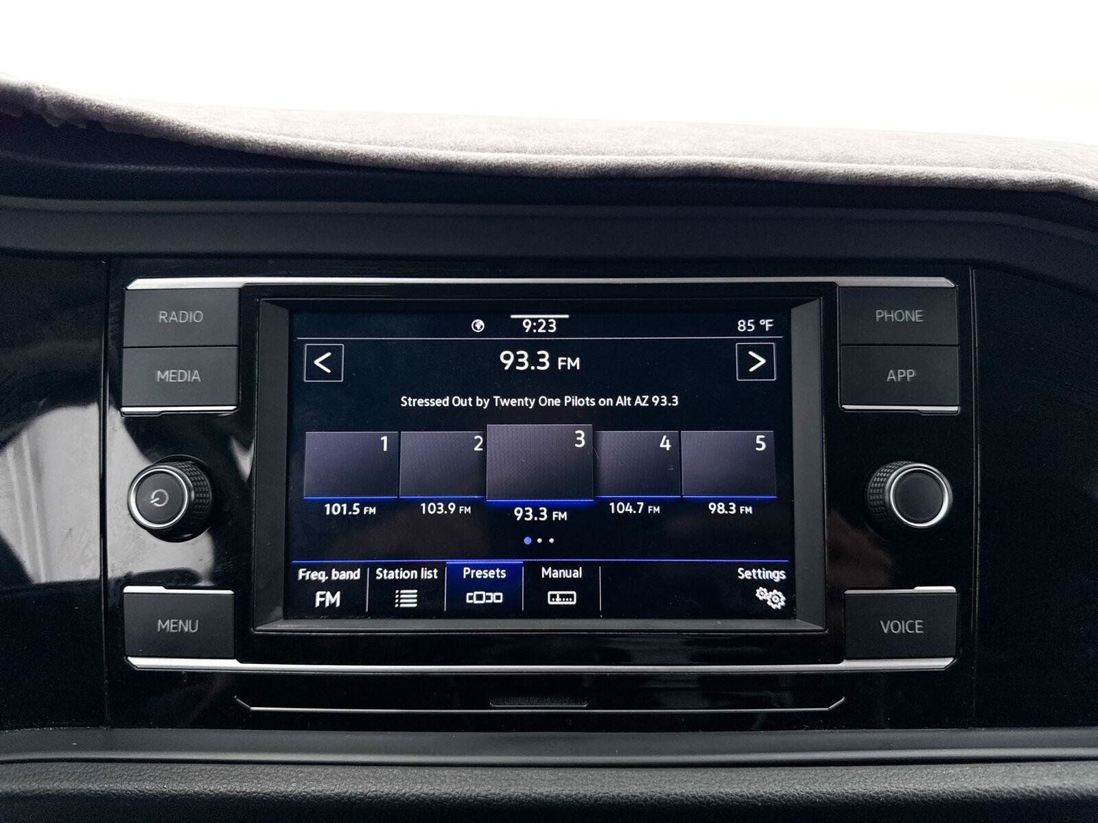 Used 2021 Volkswagen Jetta S FWD image 4