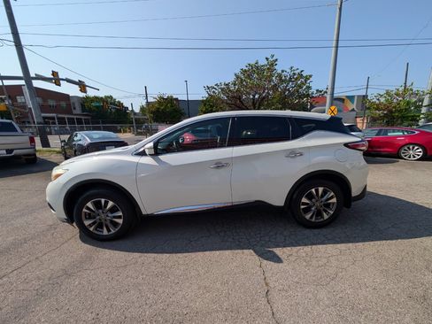 Used 2017 Nissan Murano S w/ Navigation Package FWD image 9