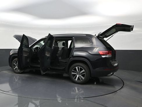 Used 2023 Volkswagen Atlas SE FWD image 30