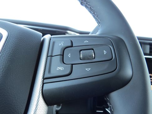 New 2025 GMC Sierra 2500 Denali w/ Denali Reserve Package image 27