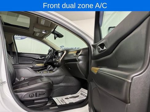 Used 2018 GMC Acadia Denali w/ Technology Package AWD/4WD image 18