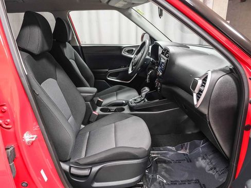 Used 2022 Kia Soul LX FWD image 20