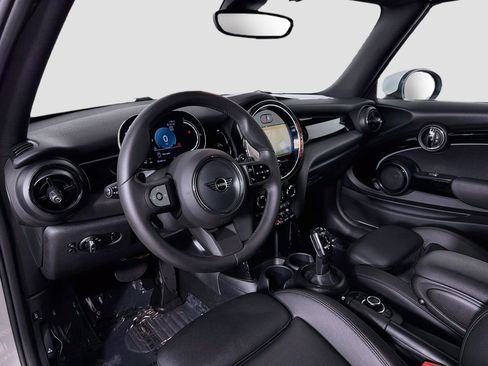 Used 2024 MINI Cooper S FWD image 9