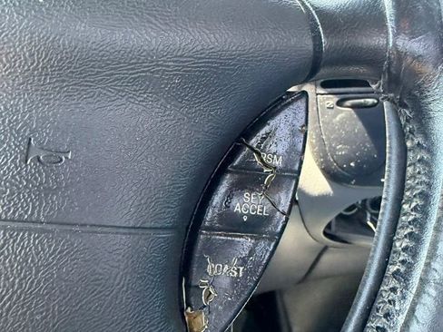 Used 2002 Ford F150 Lightning RWD image 16