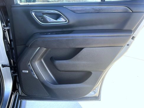 Used 2023 GMC Yukon SLT image 18
