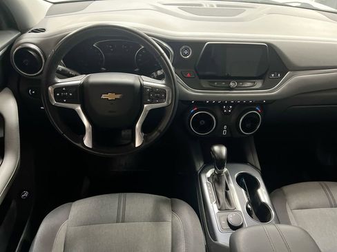 Used 2019 Chevrolet Blazer LT FWD image 11