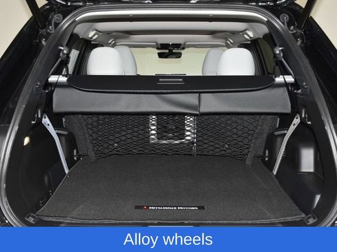 New 2026 Mitsubishi Outlander SE image 28