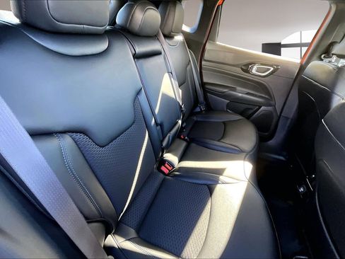 New 2026 Jeep Compass Latitude image 10