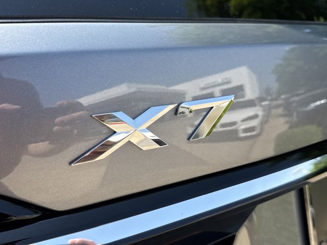 Certified 2026 BMW X7 xDrive40i w/ Premium Package AWD/4WD image 8