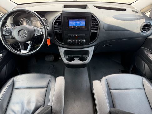 Used 2016 Mercedes-Benz Metris Passenger image 9