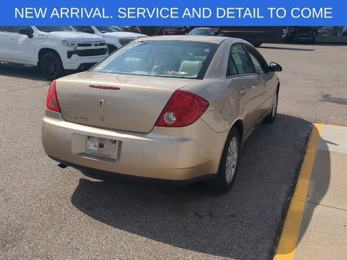 Used 2006 Pontiac G6 Sedan w/ Drivers Package FWD image 8