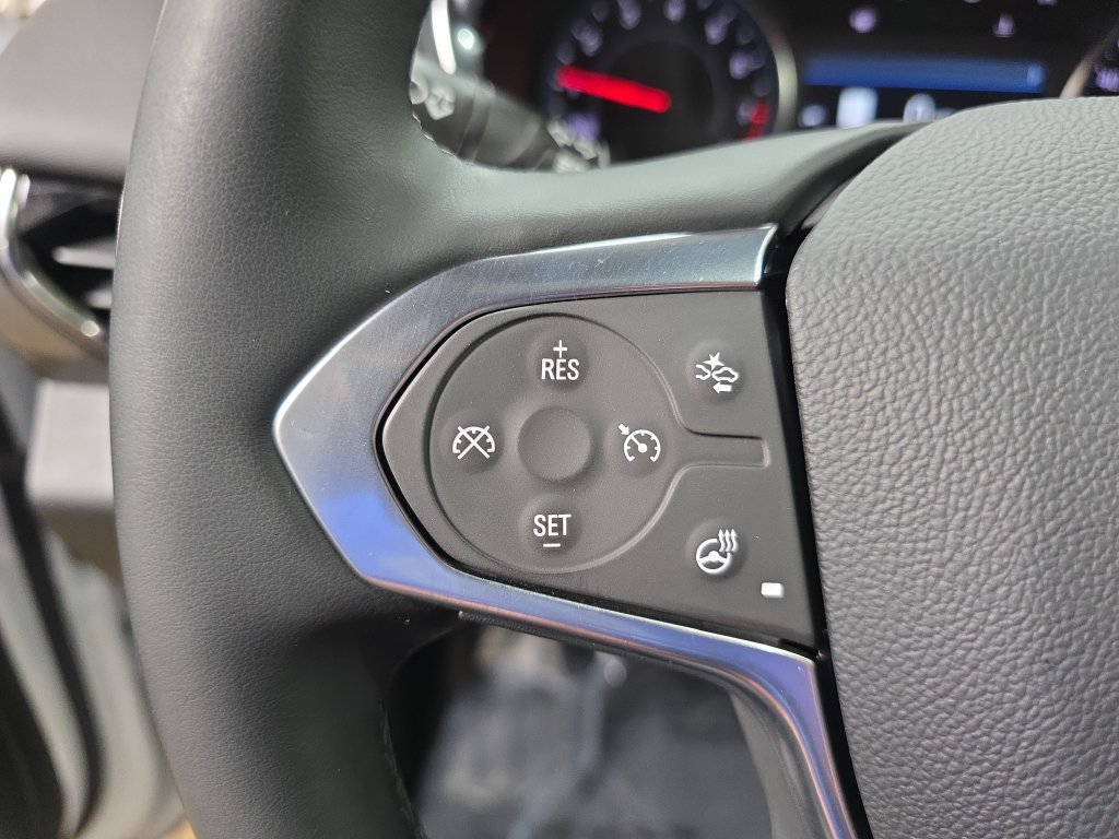 Used 2023 Chevrolet Traverse LT w/ LT Premium Package AWD/4WD image 19