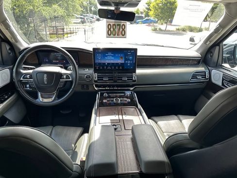 Used 2022 Lincoln Navigator L Black Label AWD/4WD image 29