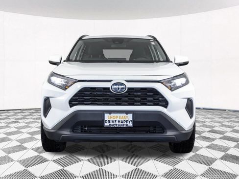 Used 2022 Toyota RAV4 LE AWD/4WD image 10
