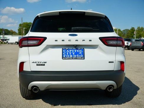 Used 2023 Ford Escape Active image 5