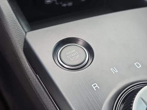 New 2027 Kia Sportage LX FWD image 25