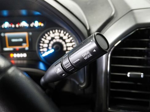 Used 2018 Ford F150 XLT w/ Equipment Group 302A Luxury image 24