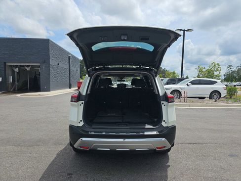 Used 2023 Nissan Rogue Platinum w/ Platinum Premium Package AWD/4WD image 14