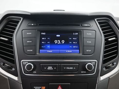 Used 2018 Hyundai Santa Fe Sport FWD image 14