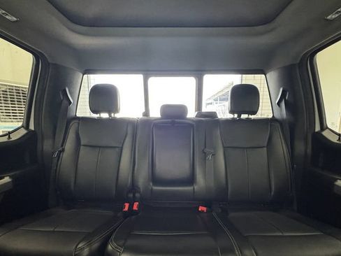 Used 2019 Ford F150 Lariat w/ Equipment Group 502A Luxury AWD/4WD image 7
