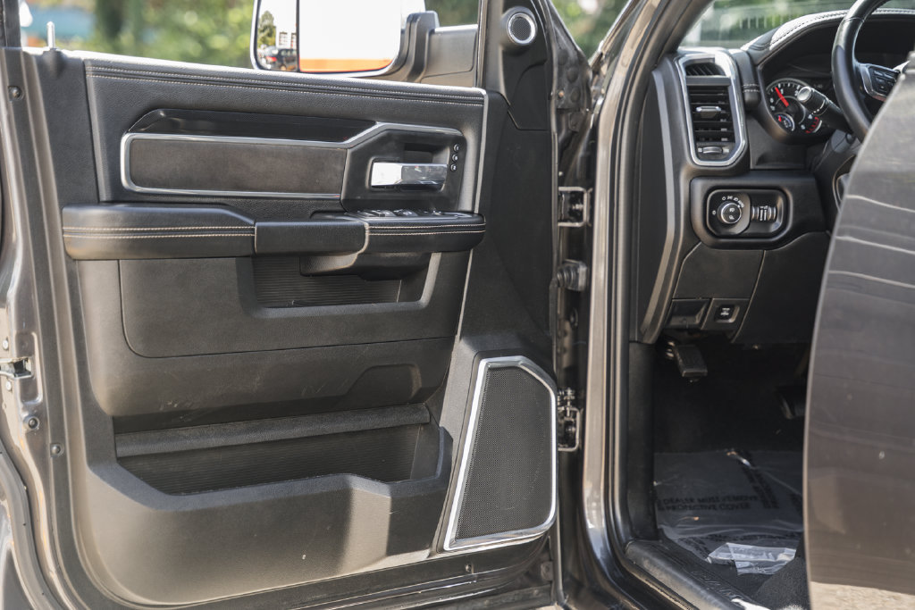 Used 2022 RAM 2500 Laramie AWD/4WD image 44