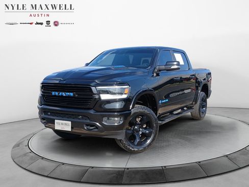 Used 2019 RAM 1500 Laramie AWD/4WD image 1