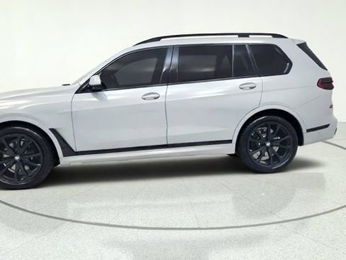 Used 2025 BMW X7 xDrive40i w/ Executive Package AWD/4WD image 6