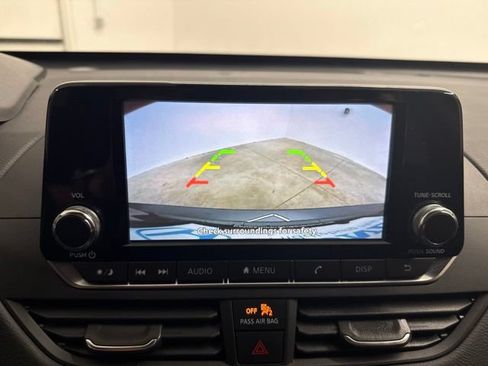 Used 2022 Nissan Altima 2.5 S FWD image 31
