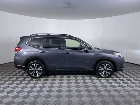 Used 2023 Subaru Forester Limited AWD/4WD image 10