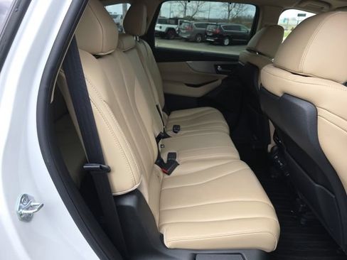 Used 2023 Acura MDX SH-AWD w/ Technology Package image 14