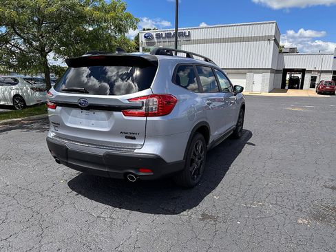 Certified 2025 Subaru Ascent Onyx Edition AWD/4WD image 3